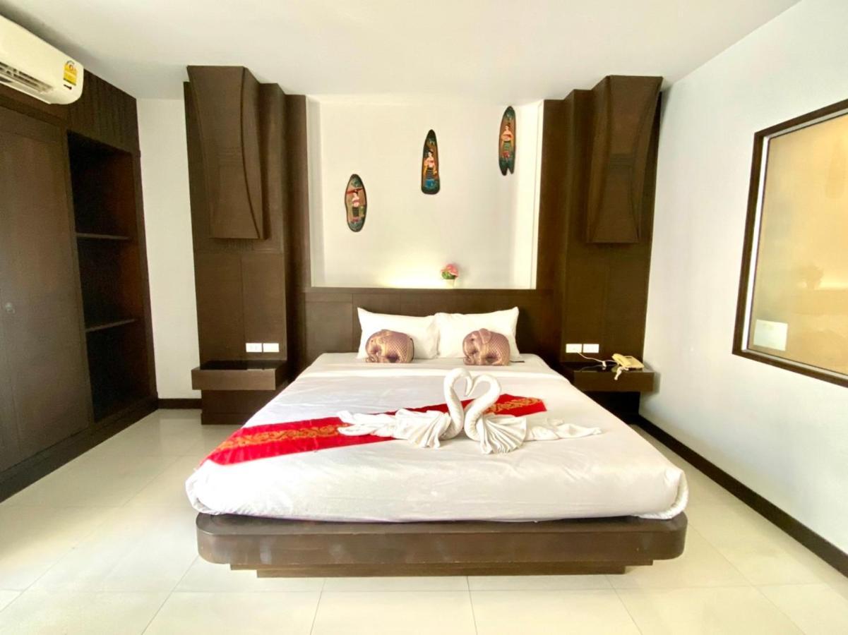 One World One Home Patong 2 Exterior foto