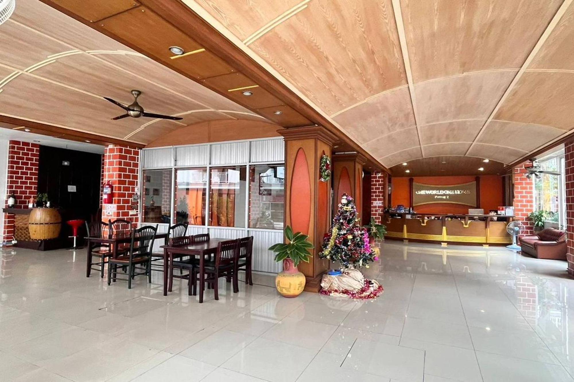 One World One Home Patong 2 Exterior foto