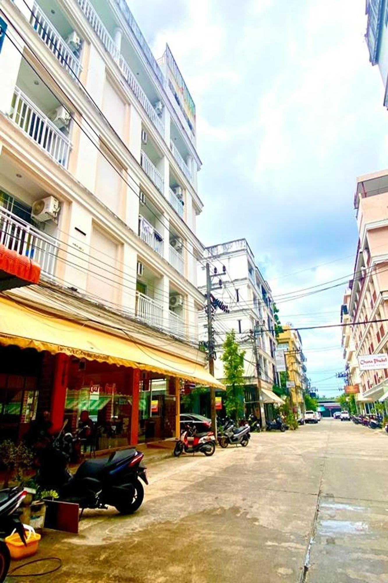One World One Home Patong 2 Exterior foto