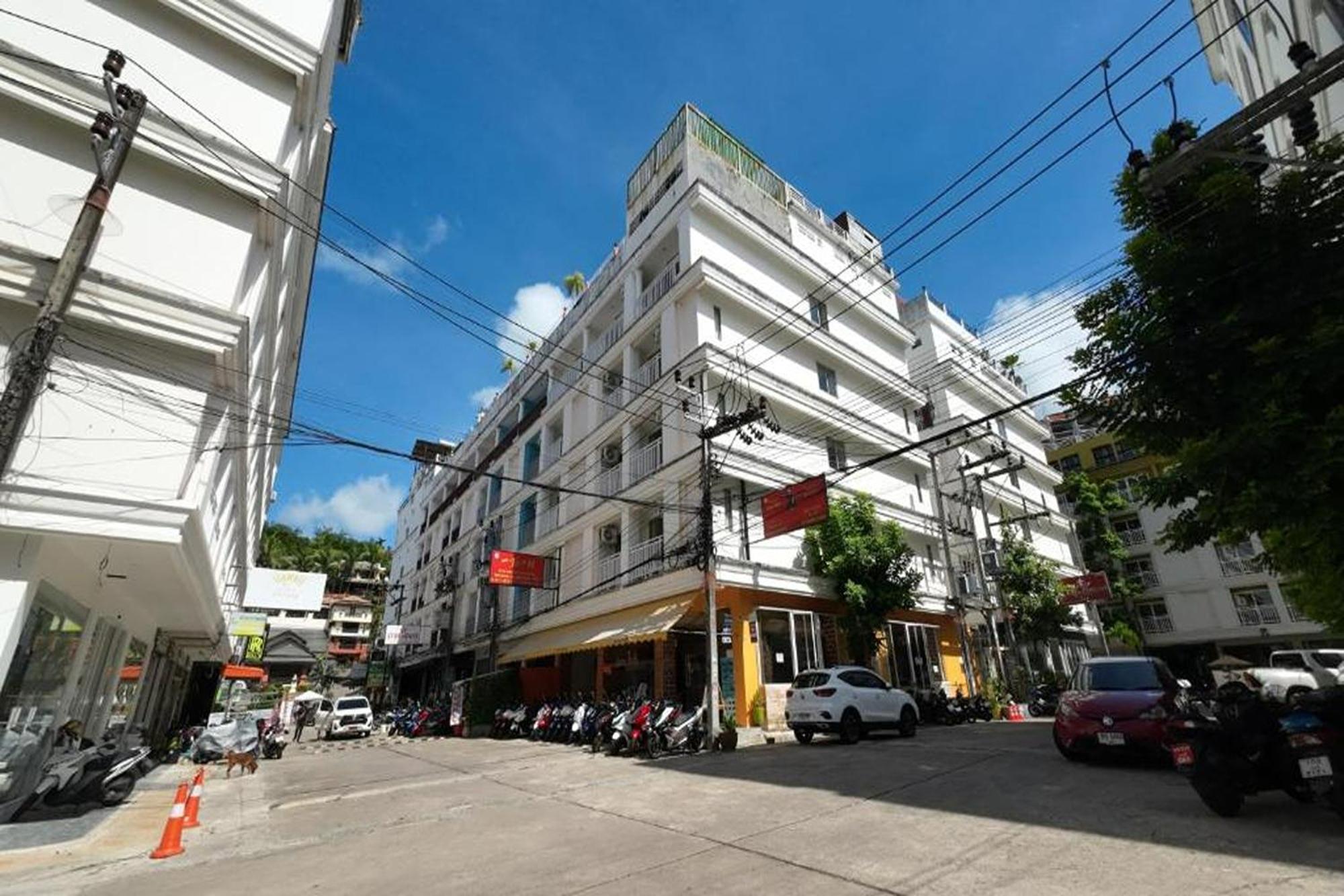 One World One Home Patong 2 Exterior foto